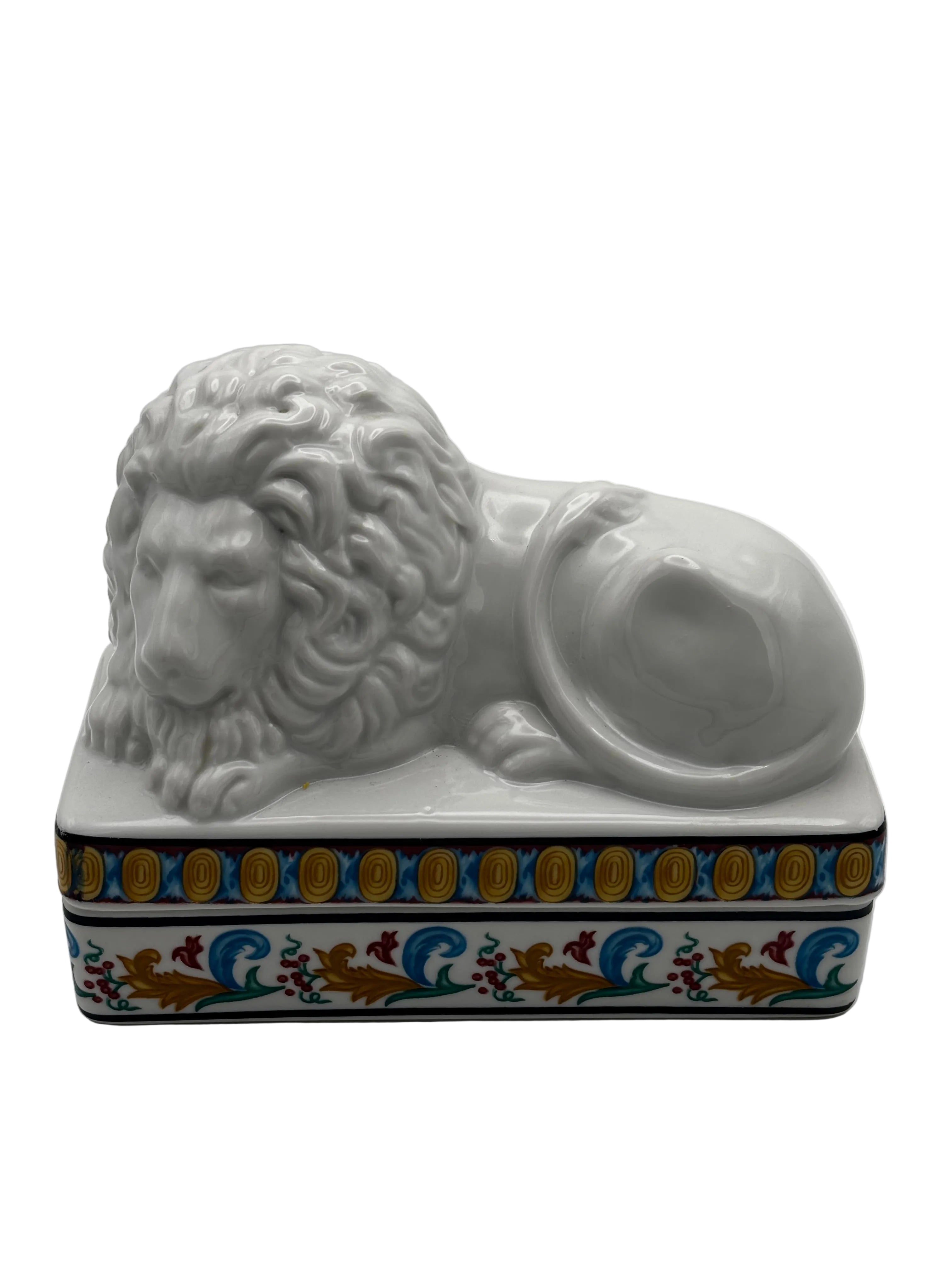 Lion Impérial Collection"Palais  de Versailles"1979.Edition exclusive Elizabeth Arden