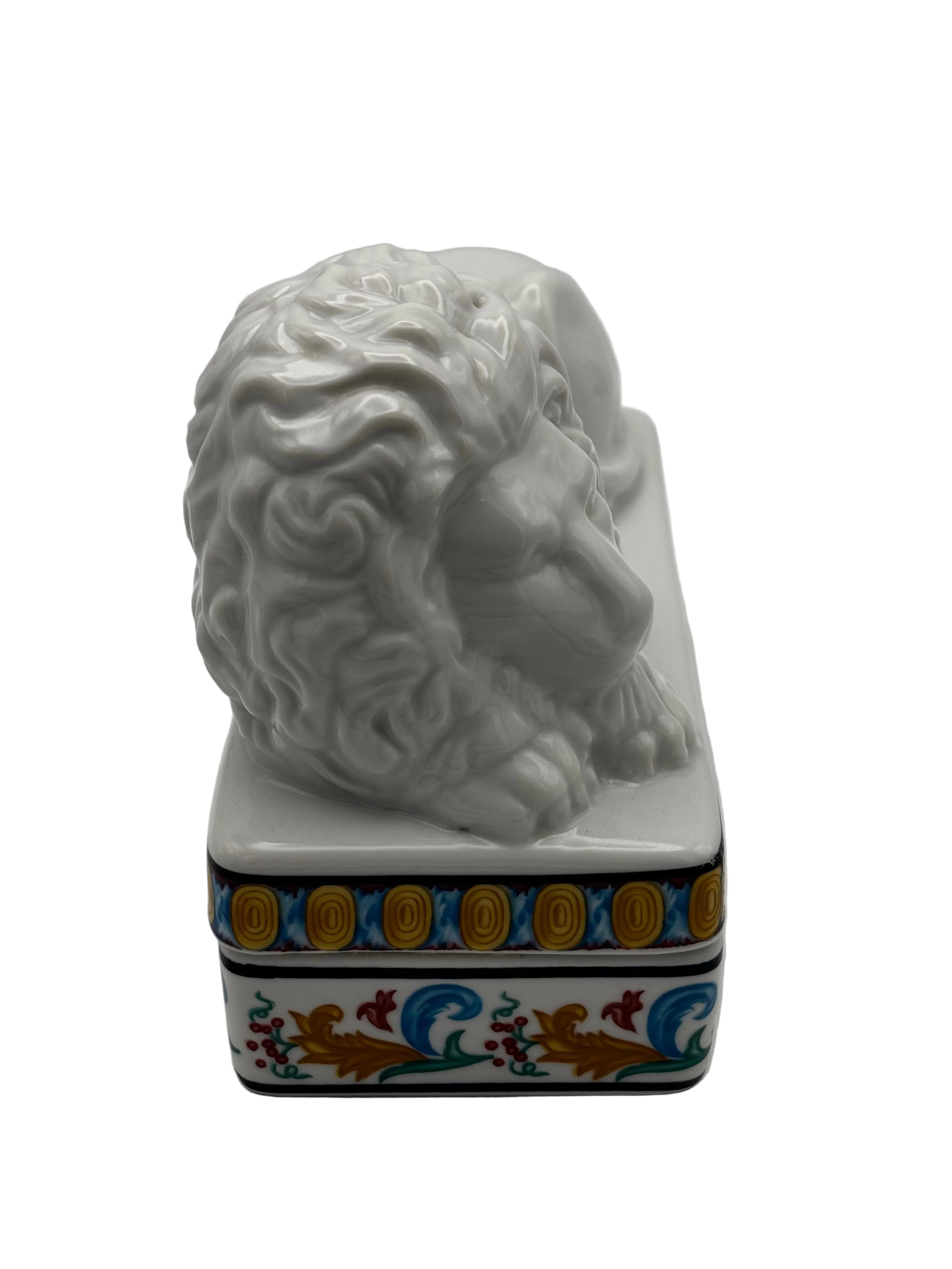Lion Impérial Collection"Palais  de Versailles"1979.Edition exclusive Elizabeth Arden