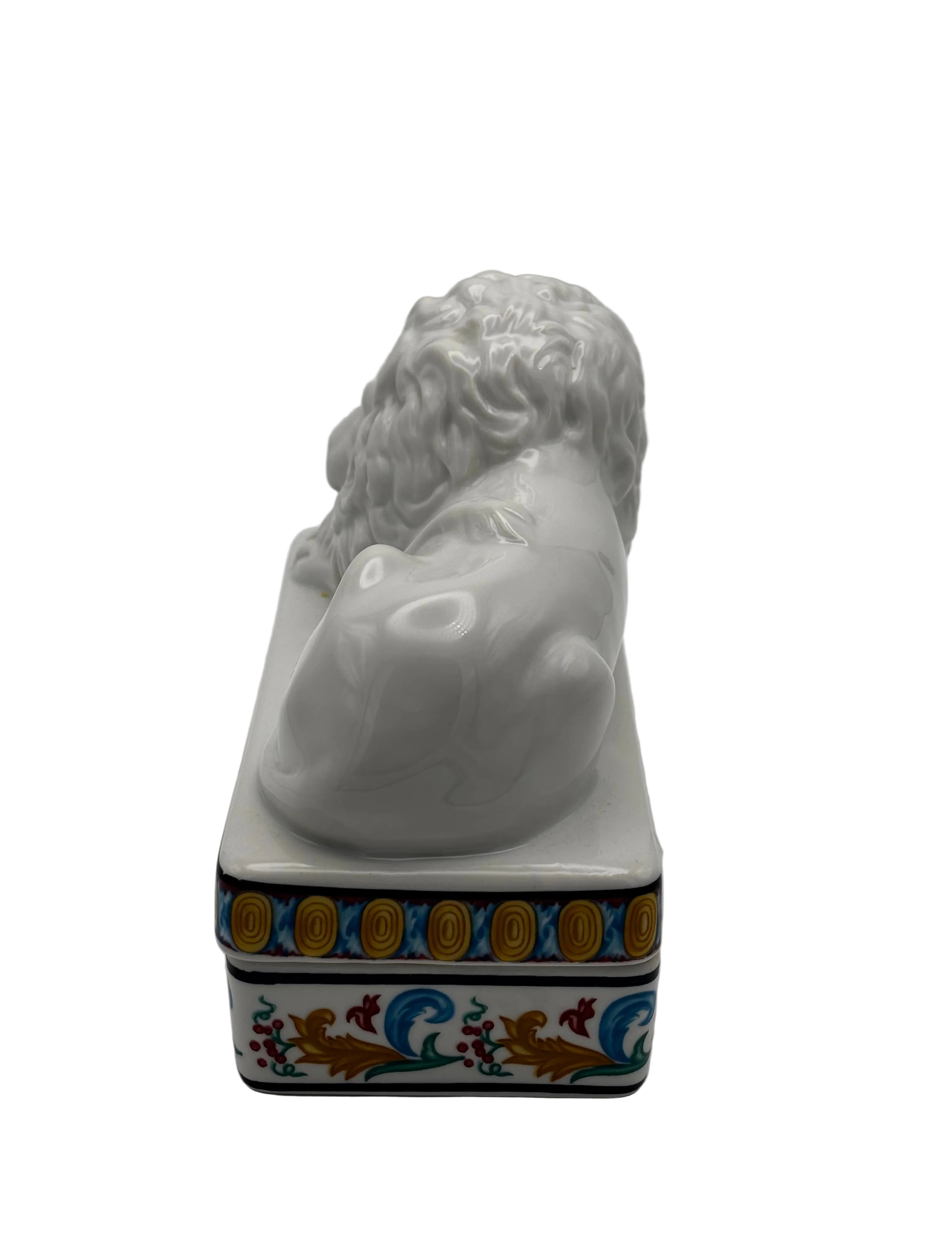 Lion Impérial Collection"Palais  de Versailles"1979.Edition exclusive Elizabeth Arden