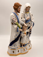 Statue Sainte Famille en porcelaine polychrome et dorée – vue 8