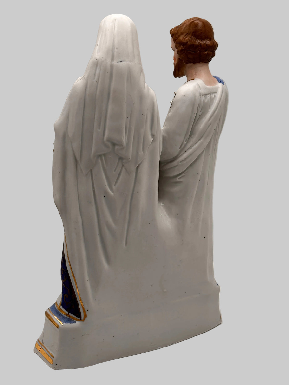 Statue  Sainte Famille au Lys et au Sacré-Coeur  en porcelaine polychrome et doré