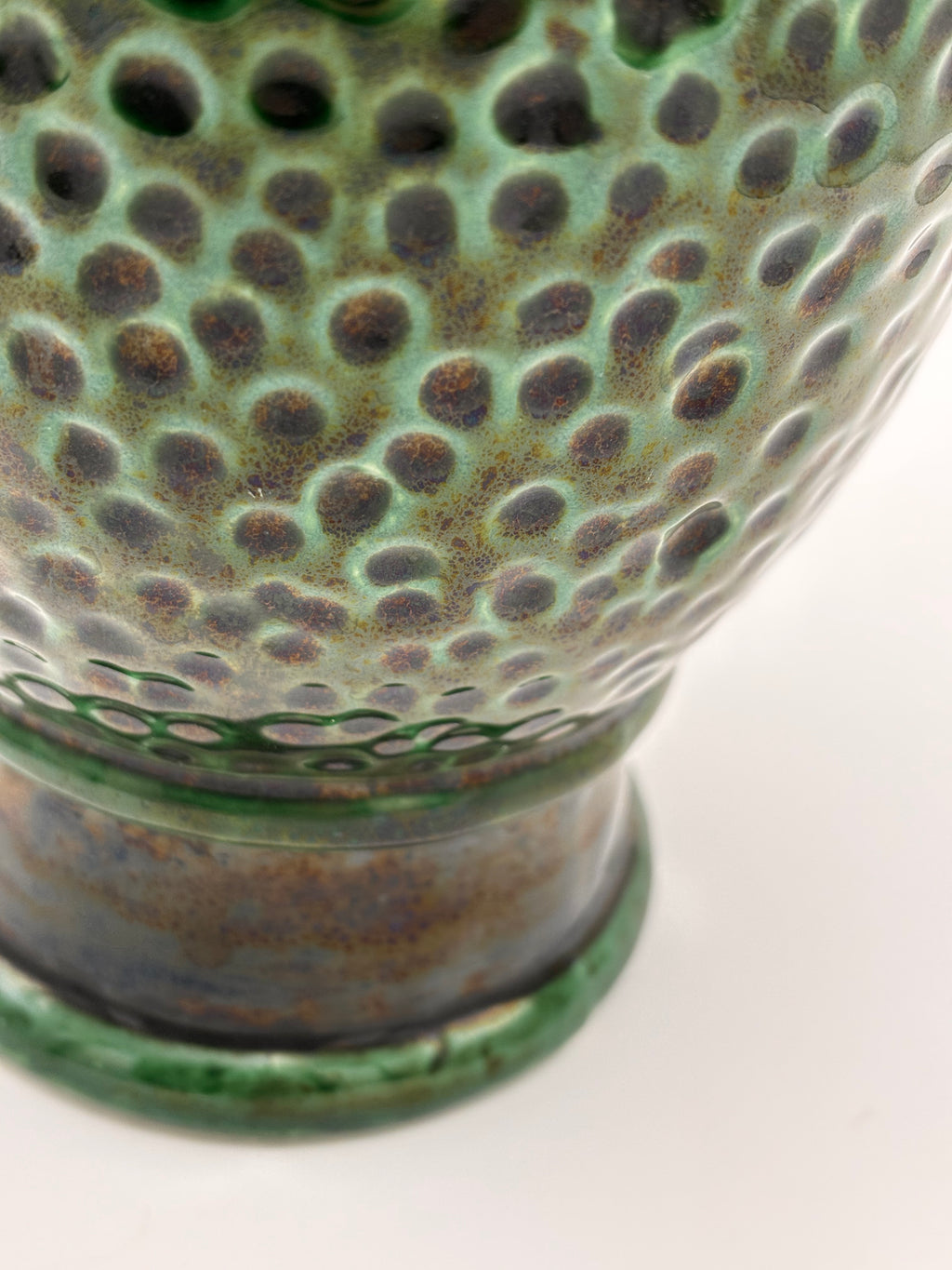 Grand pichet-vase en céramique Blanche Letalle pour Saint-Clément – vue 7