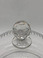 Cloche de présentation ancienne en verre moulé sur plat – vue 5