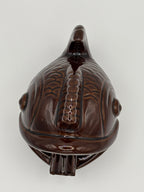 Cendrier zoomorphe en céramique vernissée brune