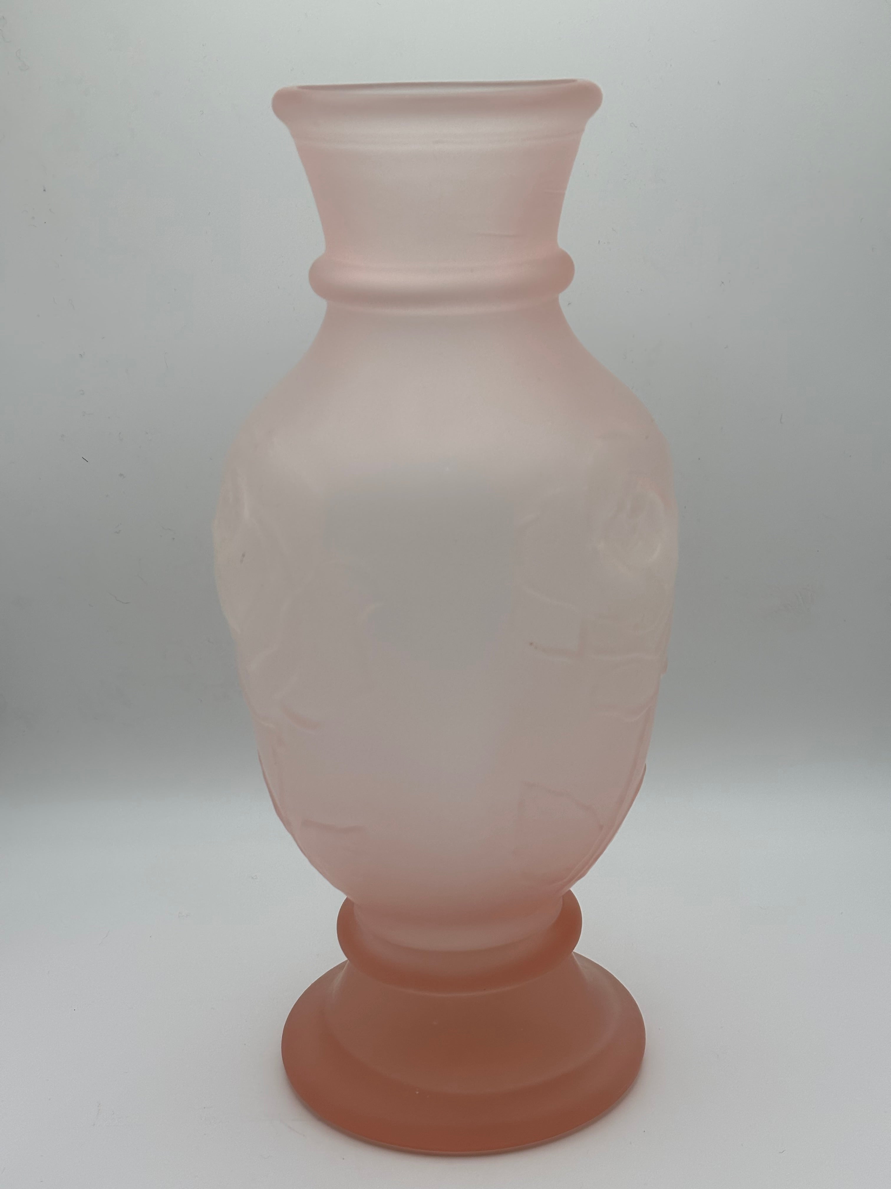 Vase aux roses en verre Givré Art Déco