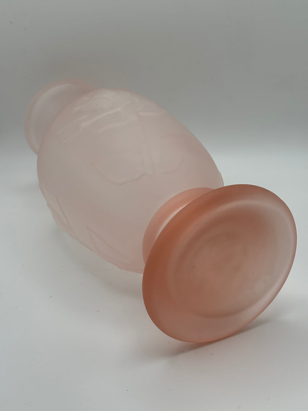 Vase aux roses en verre Givré Art Déco