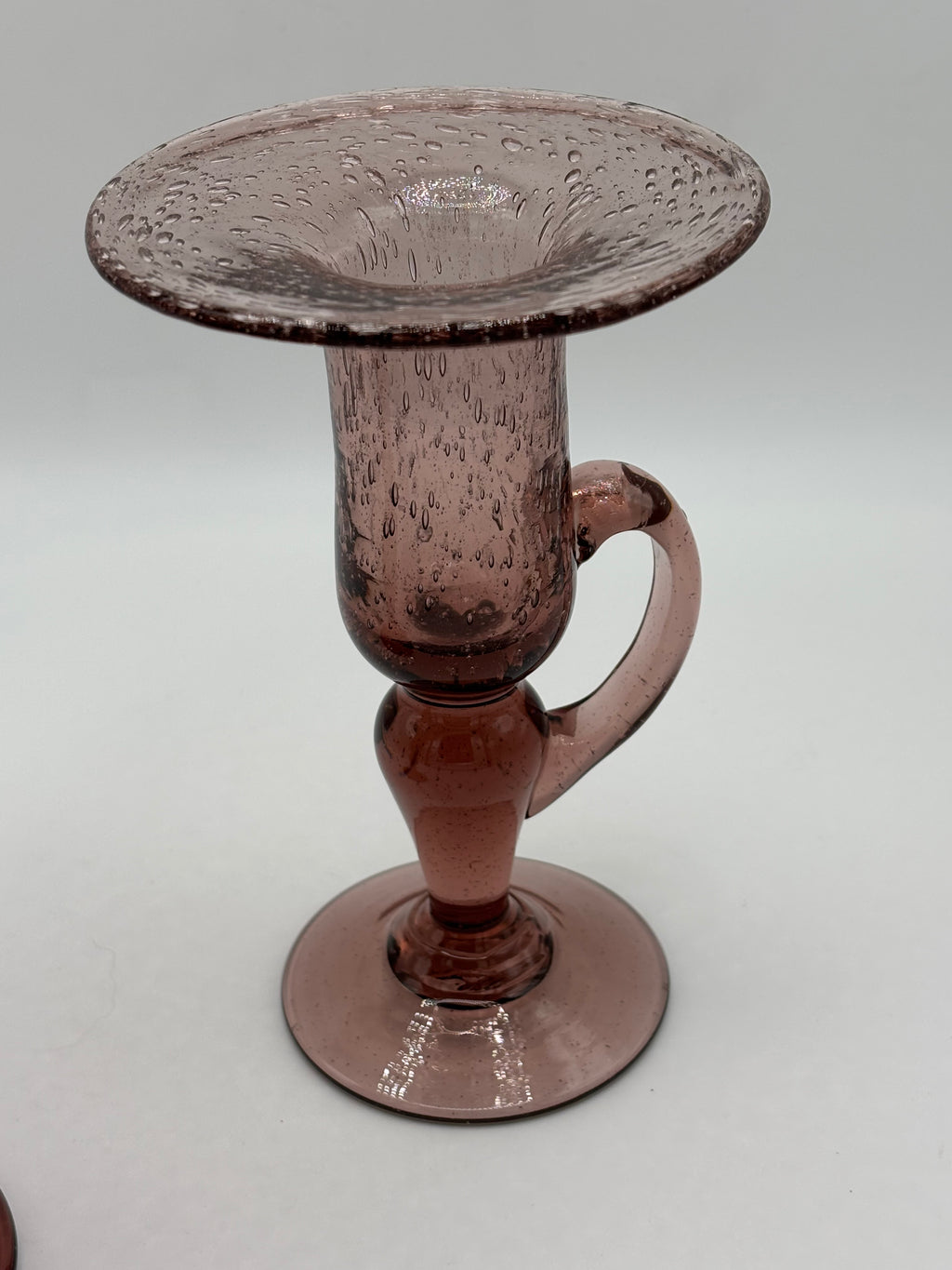 Paire de bougeoirs en verre soufflé signés  Biot années 1970