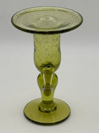 Bougeoir en verre soufflé bullé vert olive signé Biot – vue 3