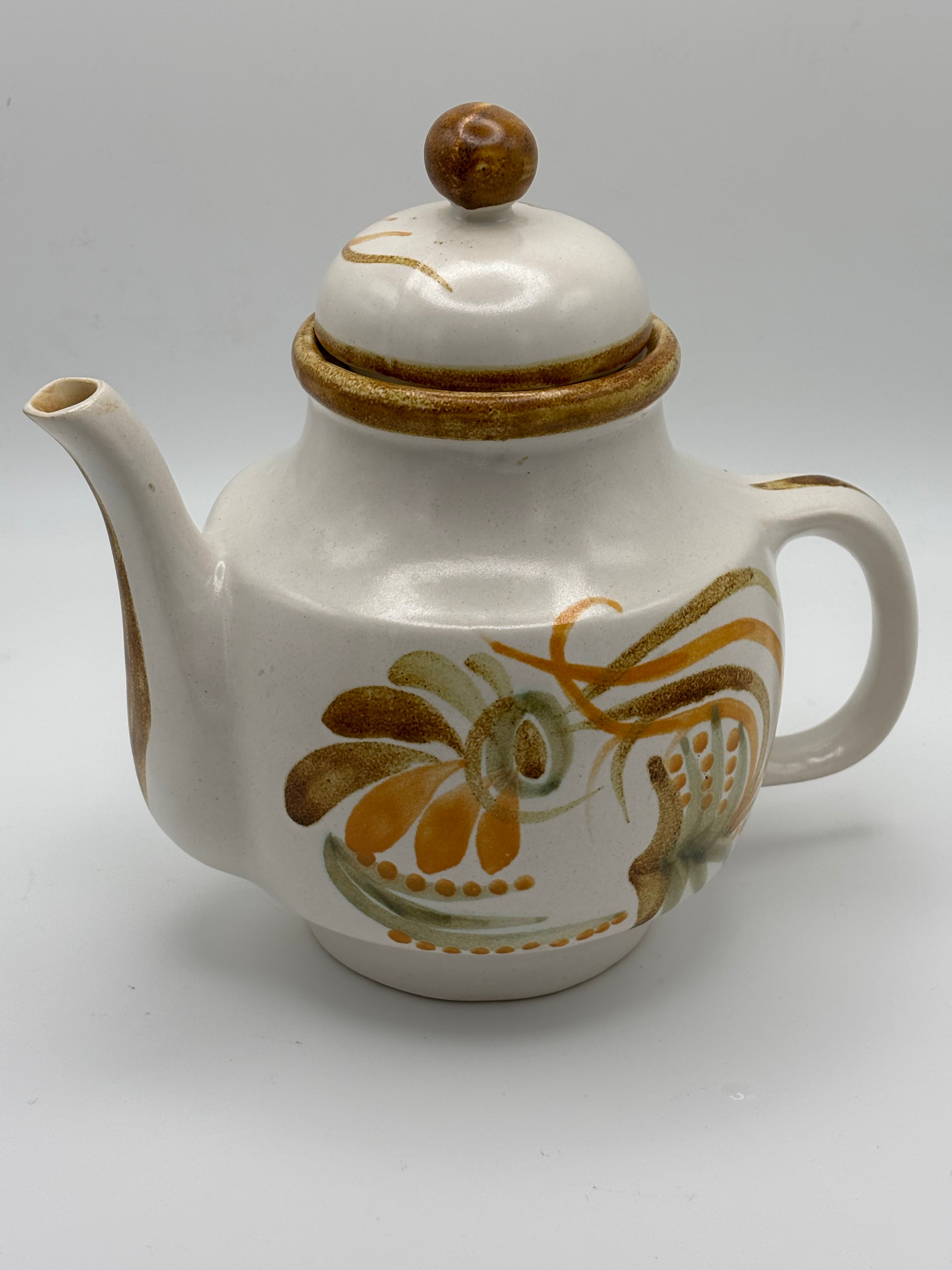 Théière en grès émaillé de la faïencerie Henriot Quimper