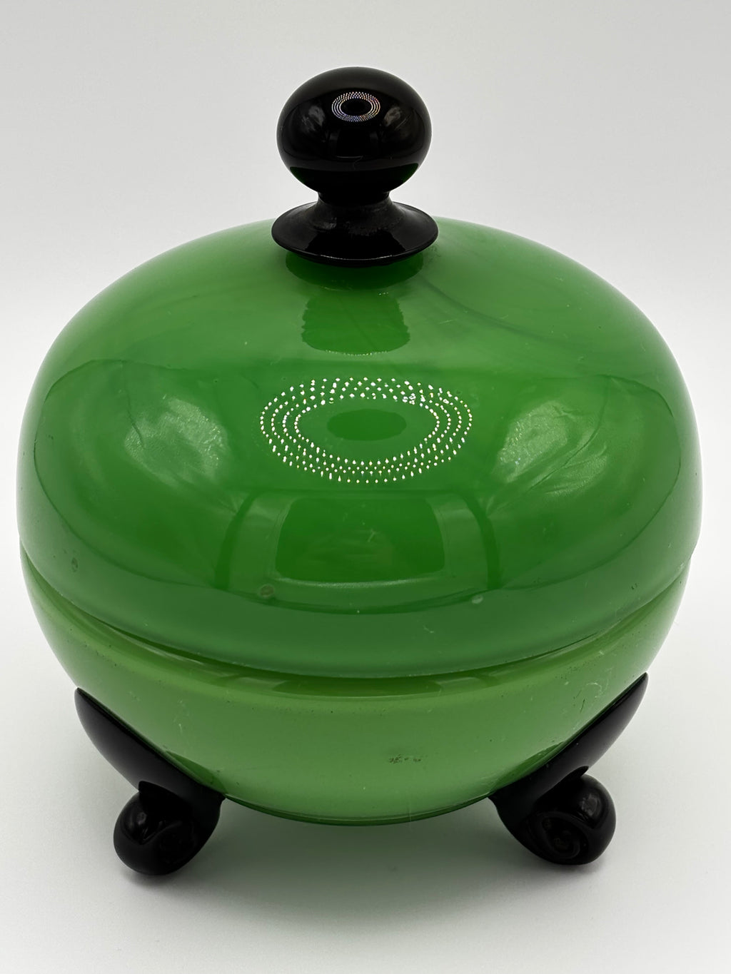 Bonbonnière/Boite en verre opalin couleur verte