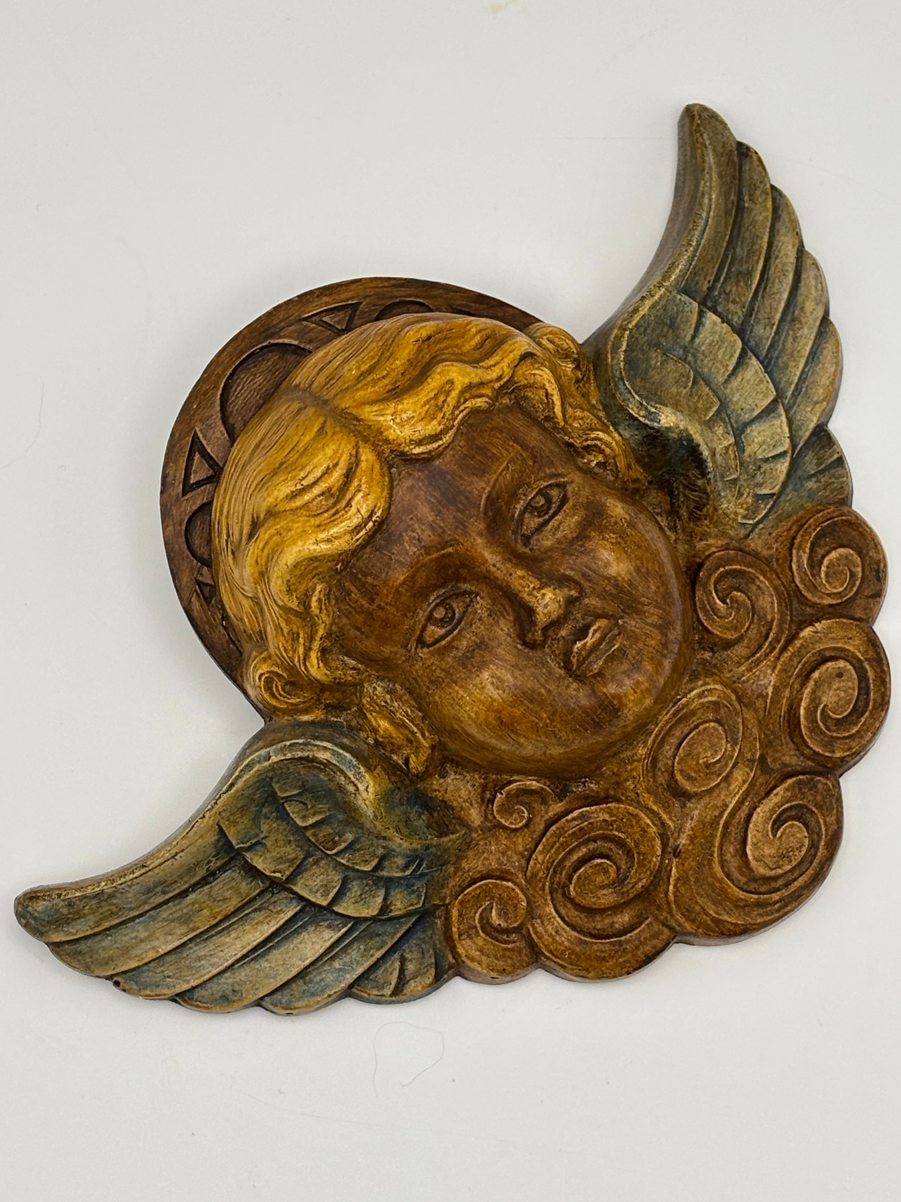 Tête de chérubin murale plâtre peint