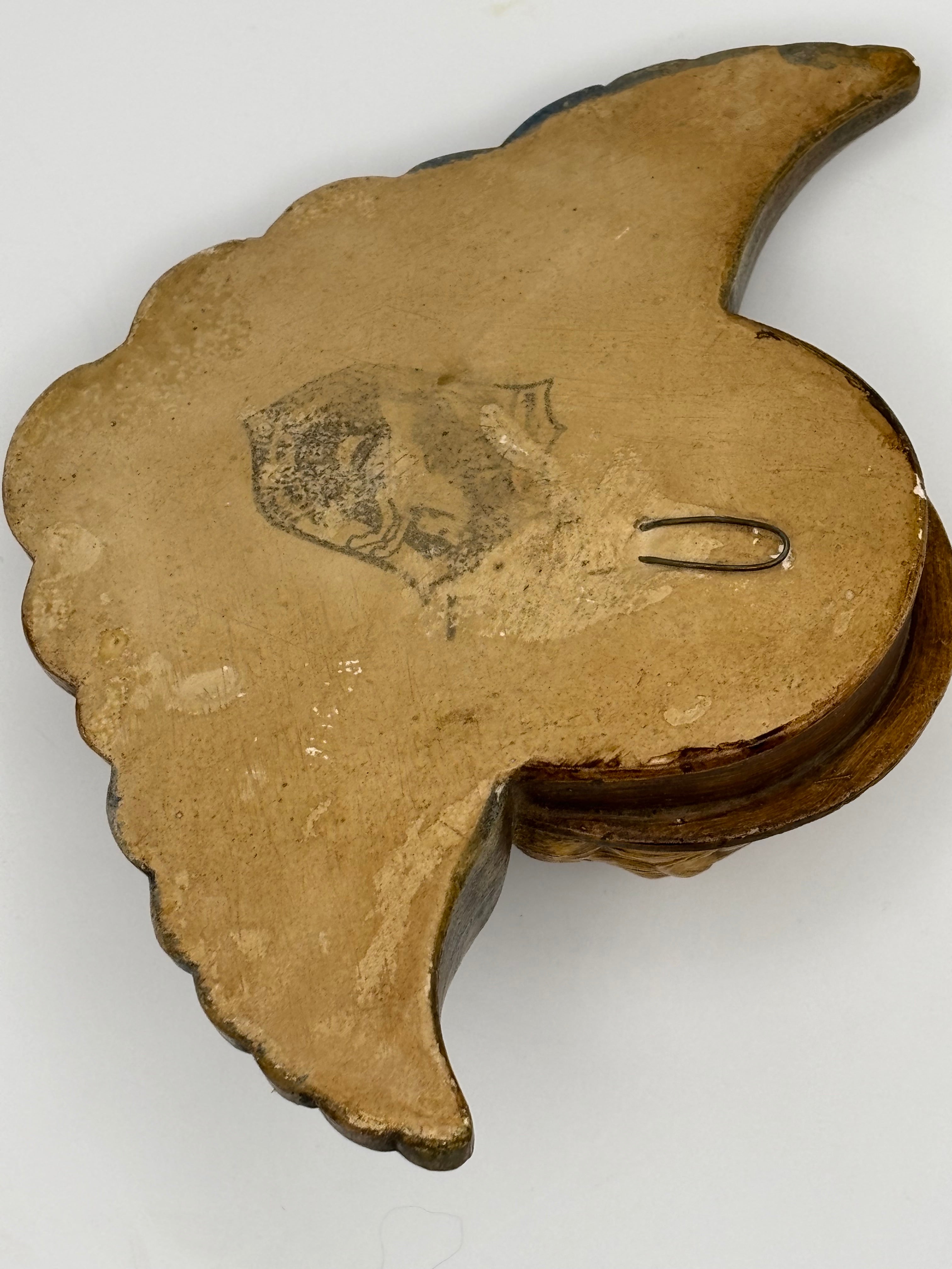 Tête de chérubin murale plâtre peint