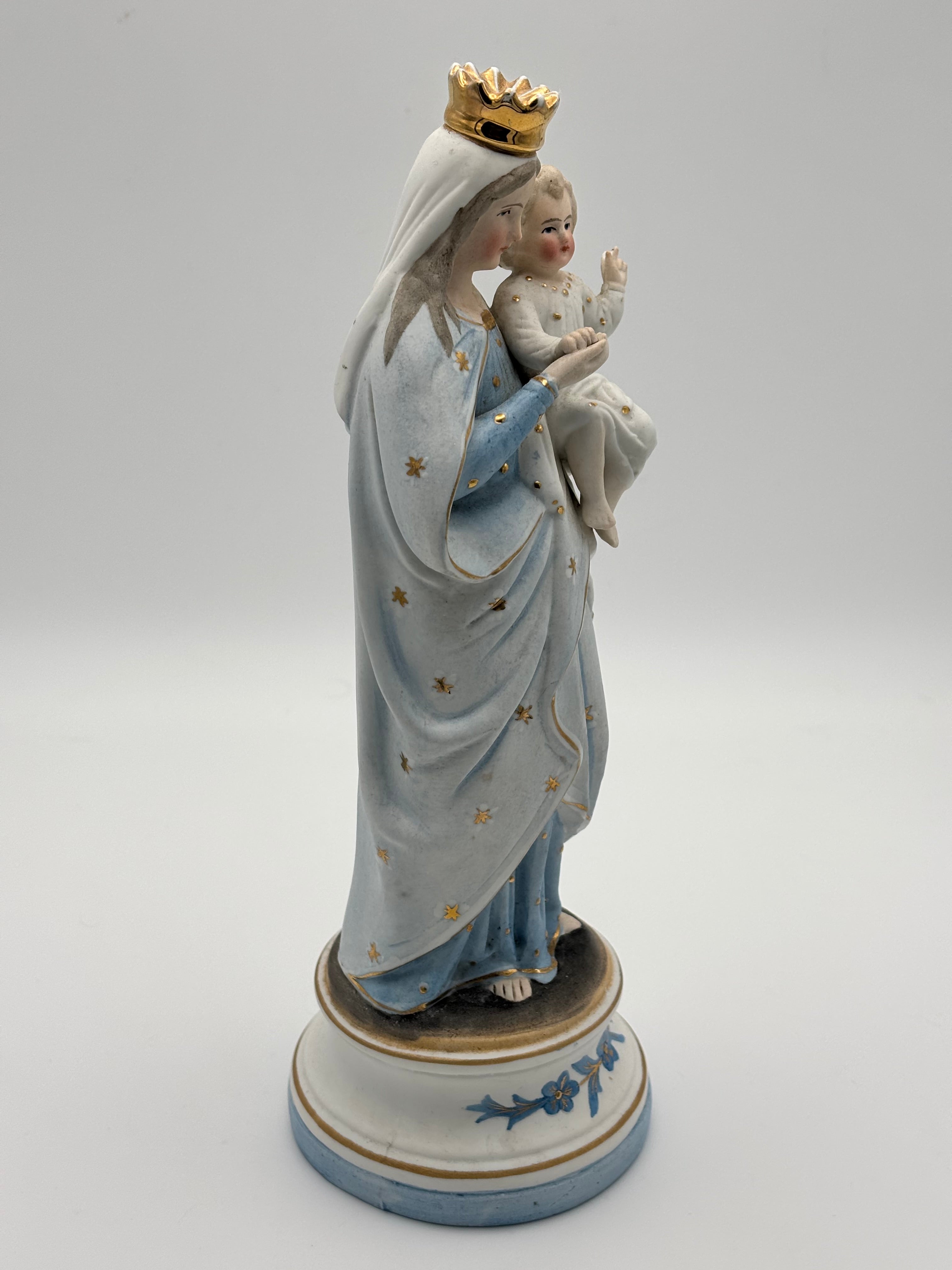 Vierge à l'enfant en biscuit