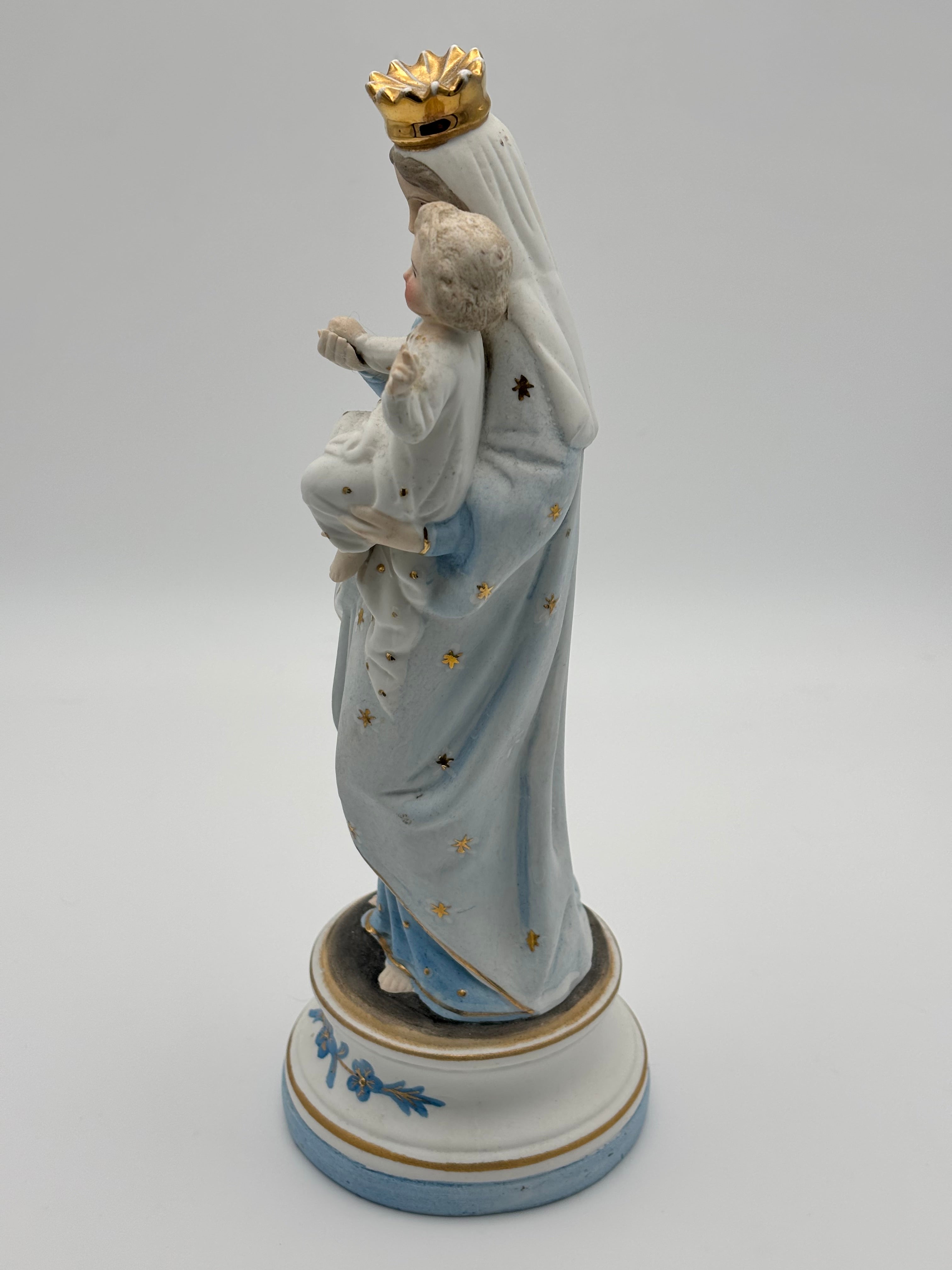 Vierge à l'enfant en biscuit