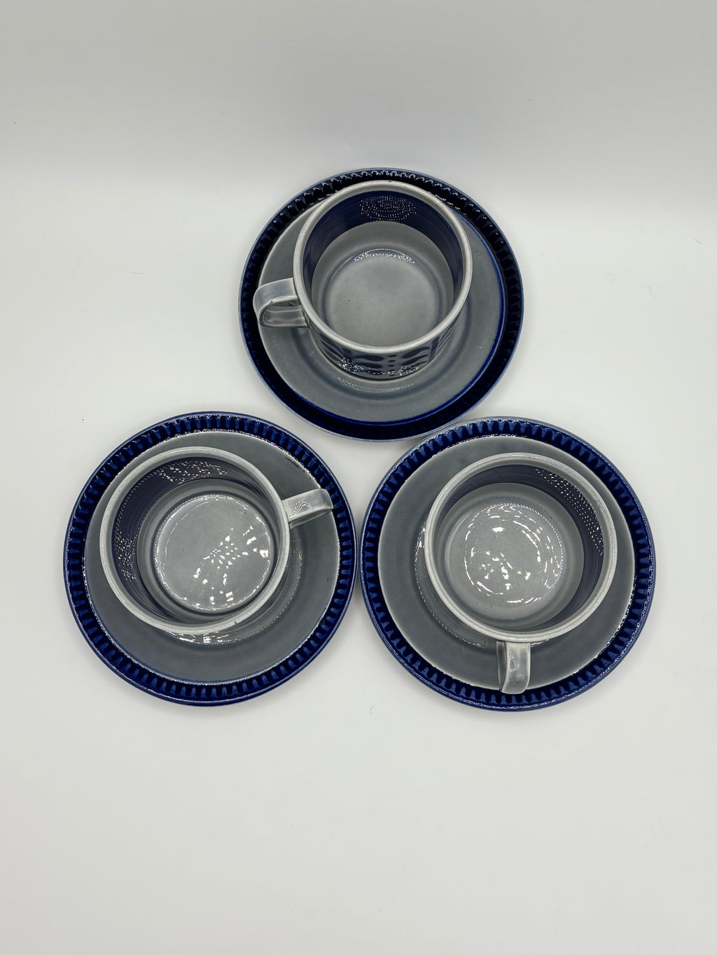 Set de 3 Tasses et sous tasses Boch La Louvière décor Nevada  en grès émaillé