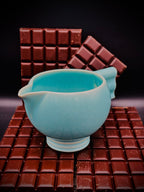 Verseuse en céramique craquelée céladon turquoise esprit ROBJ