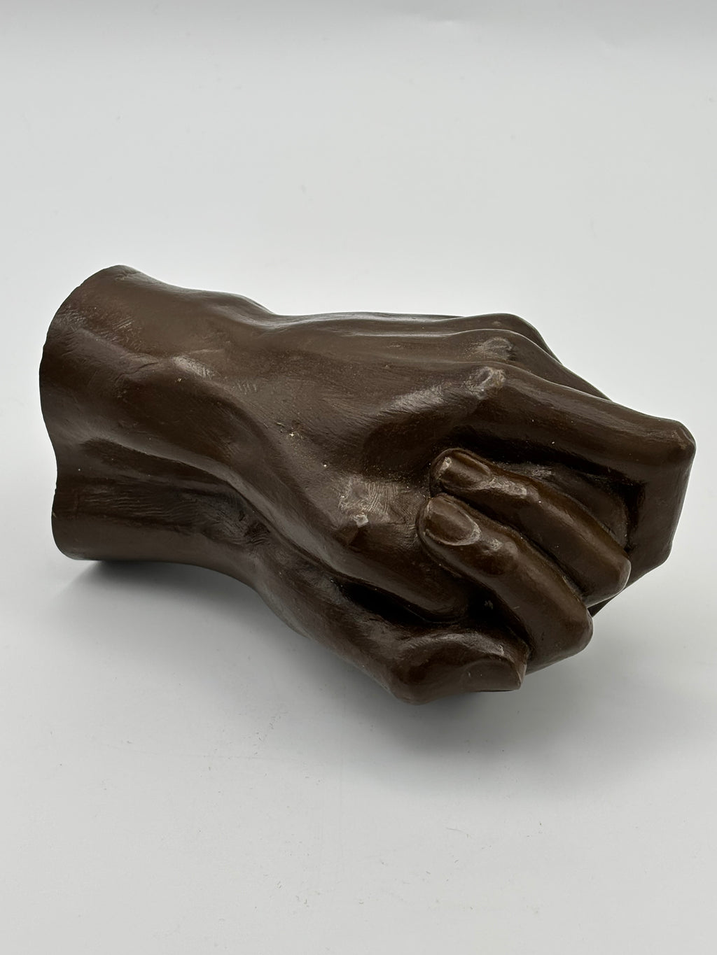 Les Mains unies Sculpture Denis Lacomme